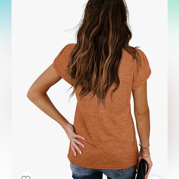 Tulip sleeve tee. - Picture 2 of 8